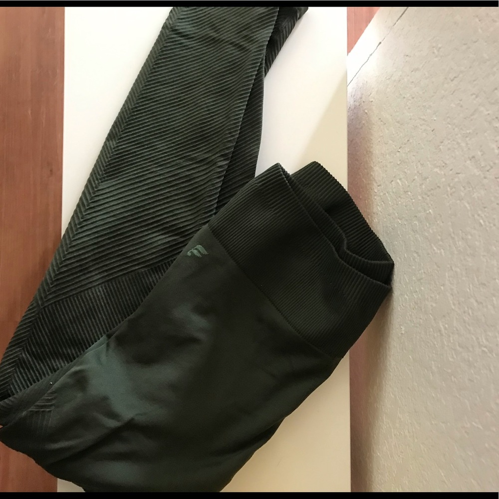 Fabletics leggings